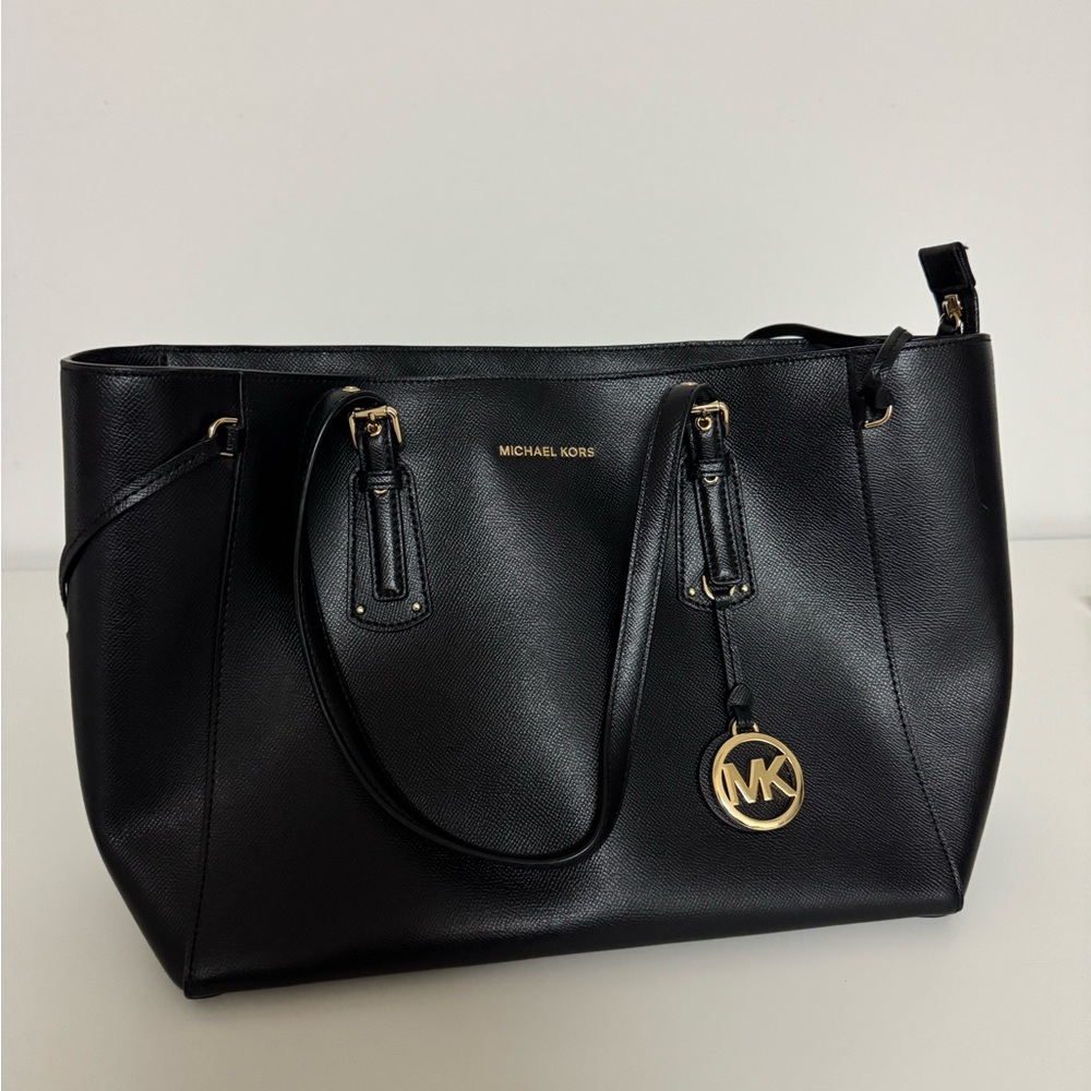 Michael Kors Jet Set Travel Tote